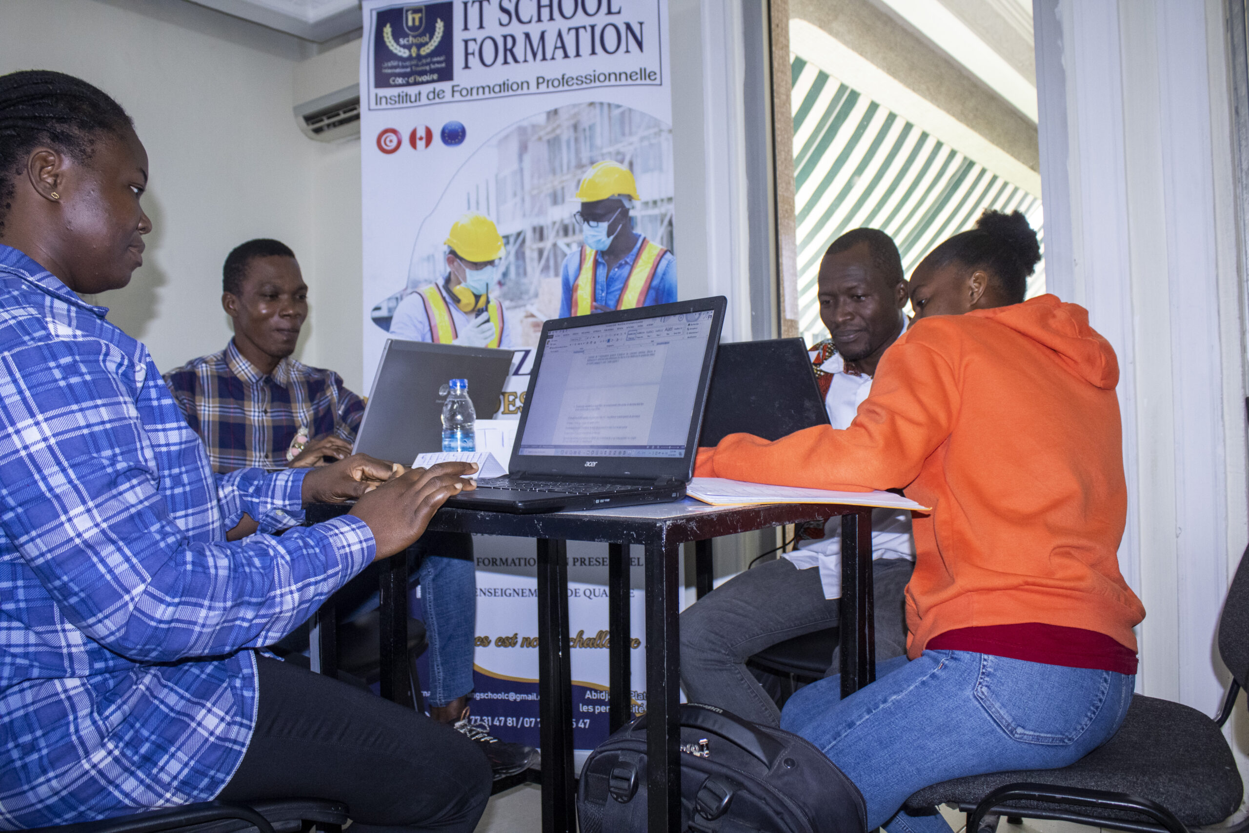 Stagiaires en formation Superviseur QHSE ITSchool